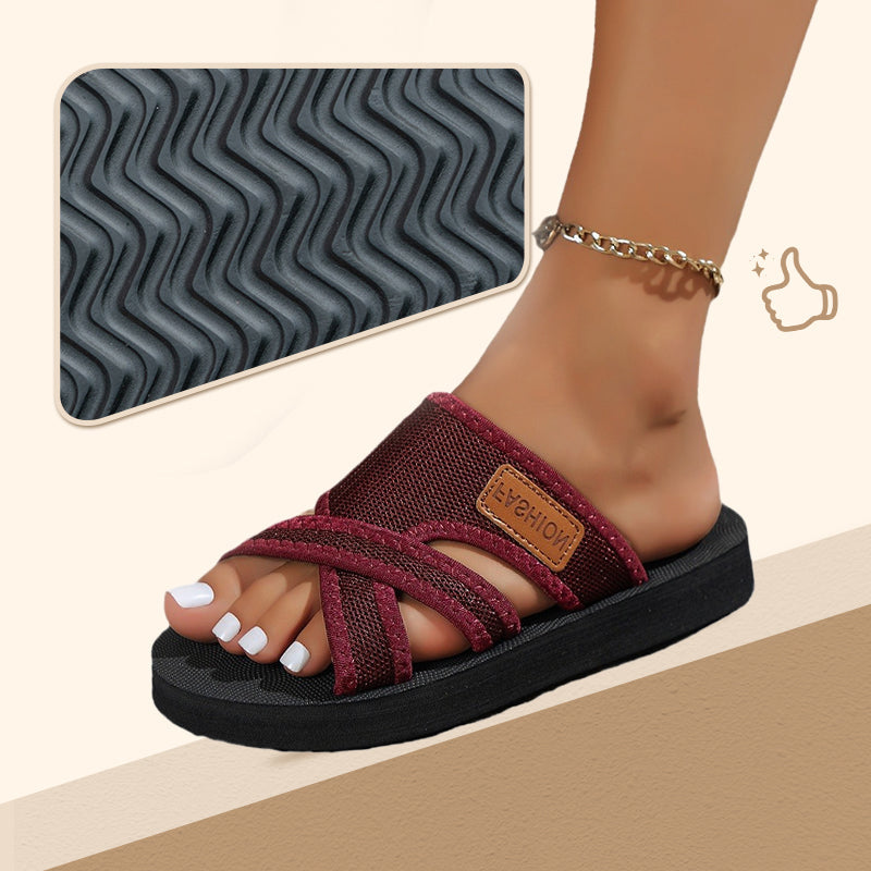 🎁 50% OFF NOW! 💥 Women's Stylish Crossband Slide Sandals – 2026 New Arrivals – Comfortable, lightweight & perfect for summer days, beach or casual wear ☀️
